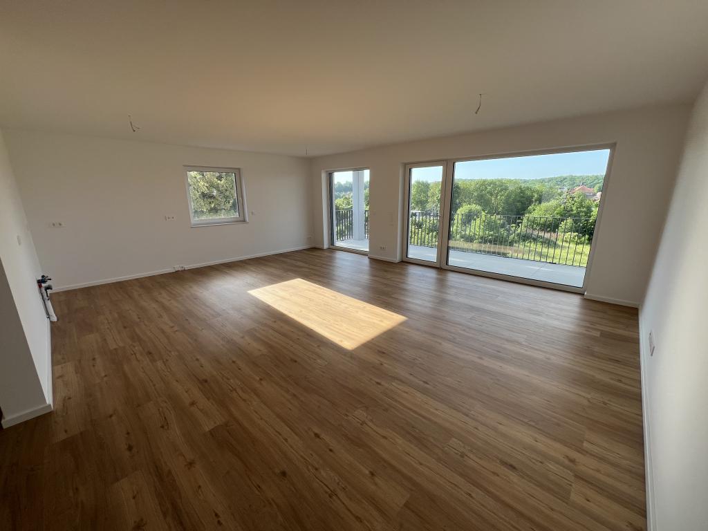 Zweitbezug nach Neubau! Tolle 4-Raum EG-Wohnung im mit großem Balkon, Aufzug, in ruhiger Lage von Gera! - Photo 4