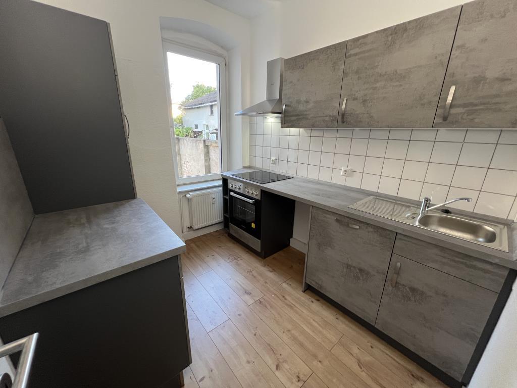 Entdecken Sie Ihr neues Zuhause: Tolle 3-Raum-Wohnung mit EBK in Gera-Pforten - Photo 3