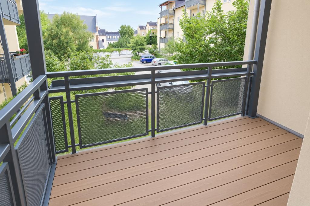 Schicke Wohnung mit Balkon und Aufzug nahe dem Stadtzentrum in ruhiger Lage! (WE 05) - Foto 4