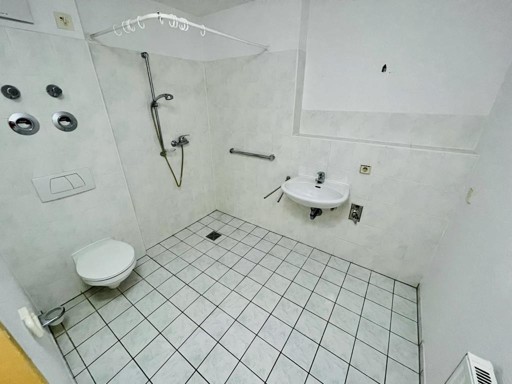 Balkon & Aufzug! Gemütliche 2-Raum-Wohnung nahe der Innenstadt & HBF! - Photo 4