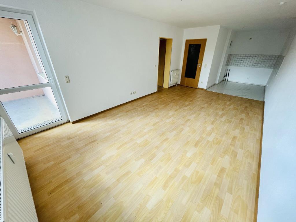 Balkon & Aufzug! Gemütliche 2-Raum-Wohnung nahe der Innenstadt & HBF! - Photo 1