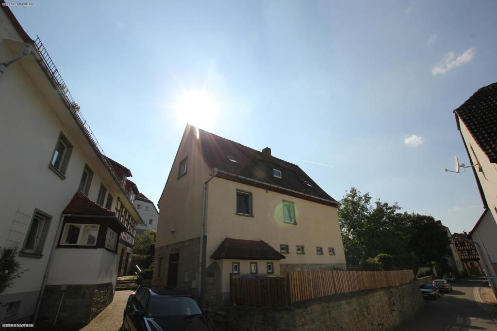 Historisch wohnen in Pölzig. Gemütliche 2 Raum Wohnung mit großen Mietergarten und Single-Küche - Foto 4