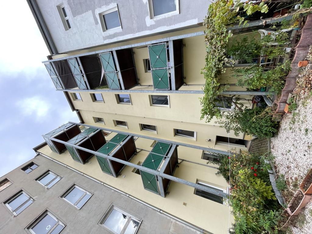 Super 3-Raum Wohnung mit Balkon und Wanne in der Geraer Innenstadt! - Foto 1