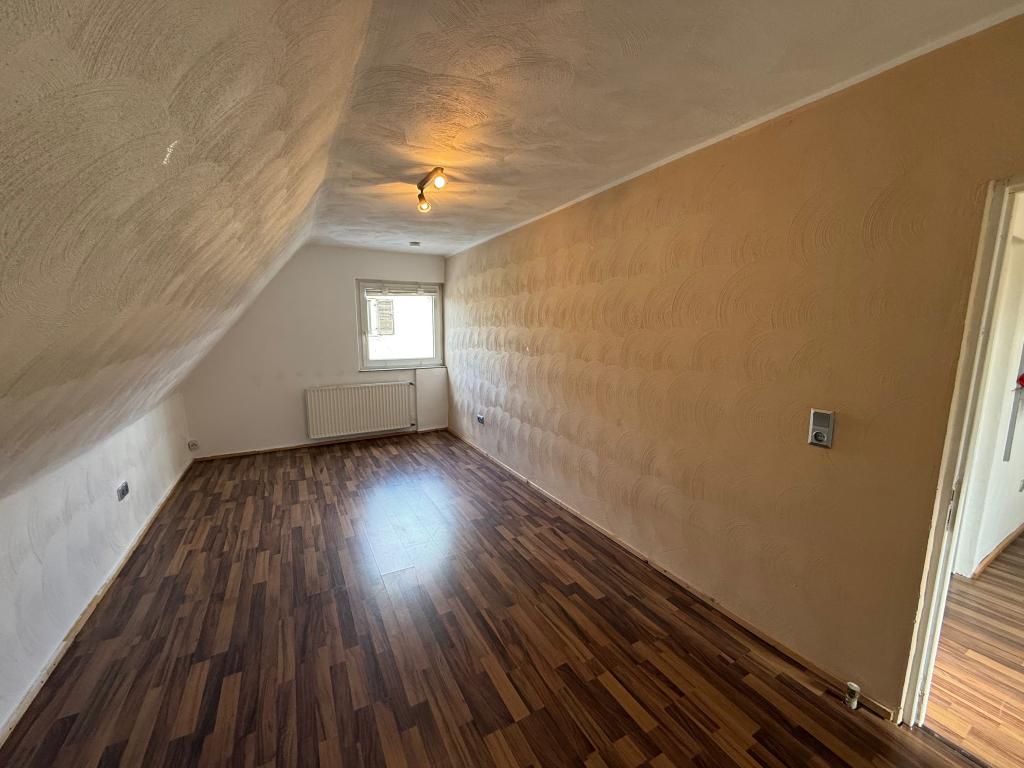 Schlafzimmer DG