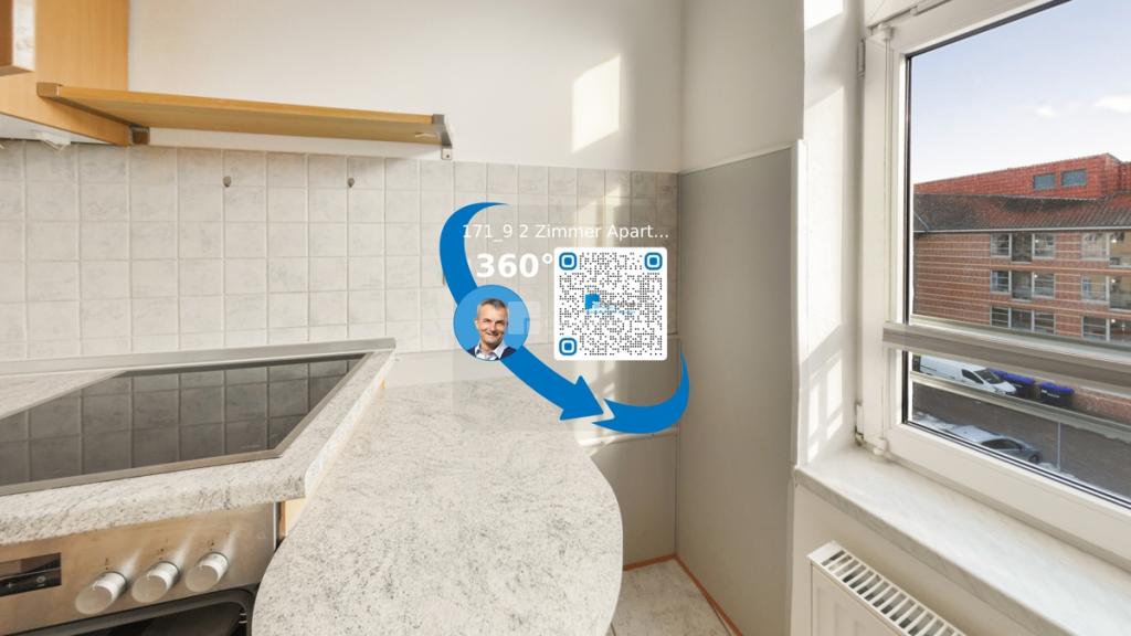 Innenstadtlage für Praktiker: helle 2-Zimmer-Dachgeschosswohnung mit Einbauküche, Duschbad, Keller - Foto 1