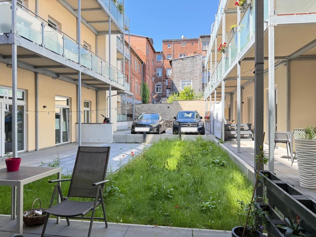 Der Ausblick in den Innenhof nach Westen