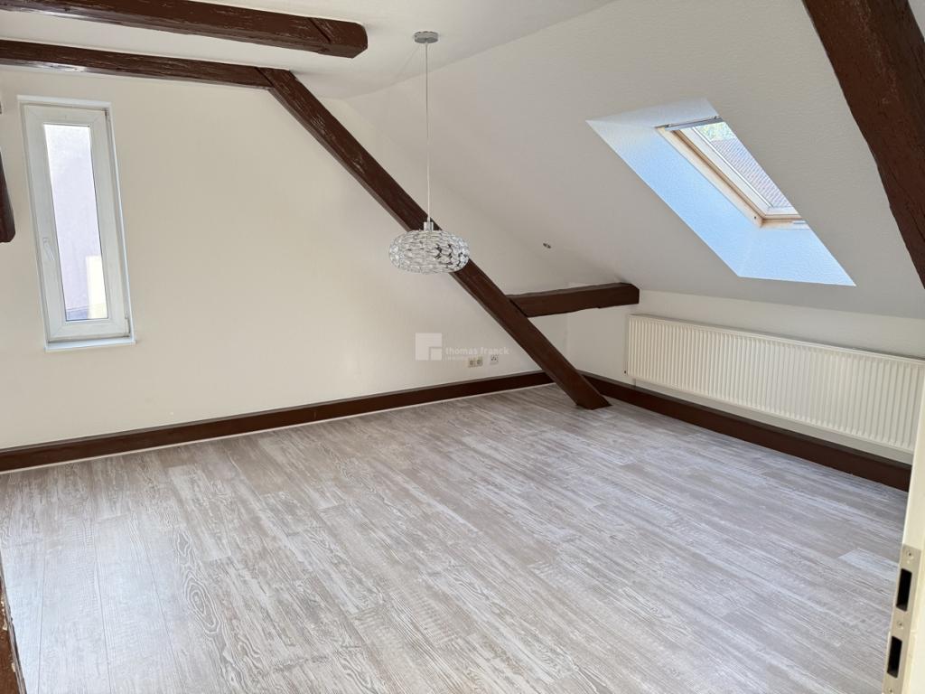 Aus dem grossen Wohnzimmer