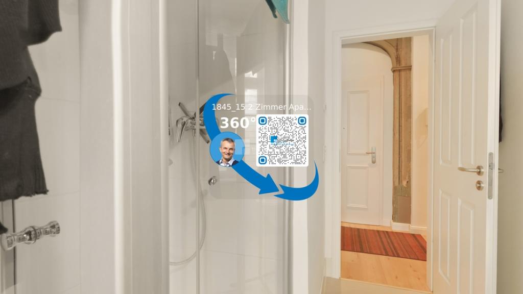 Hochparterre · Fußbodenheizung · EBK · Duschbad · hohe Holzfenster · Schlosspark direkt vor der Tür - Photo 4