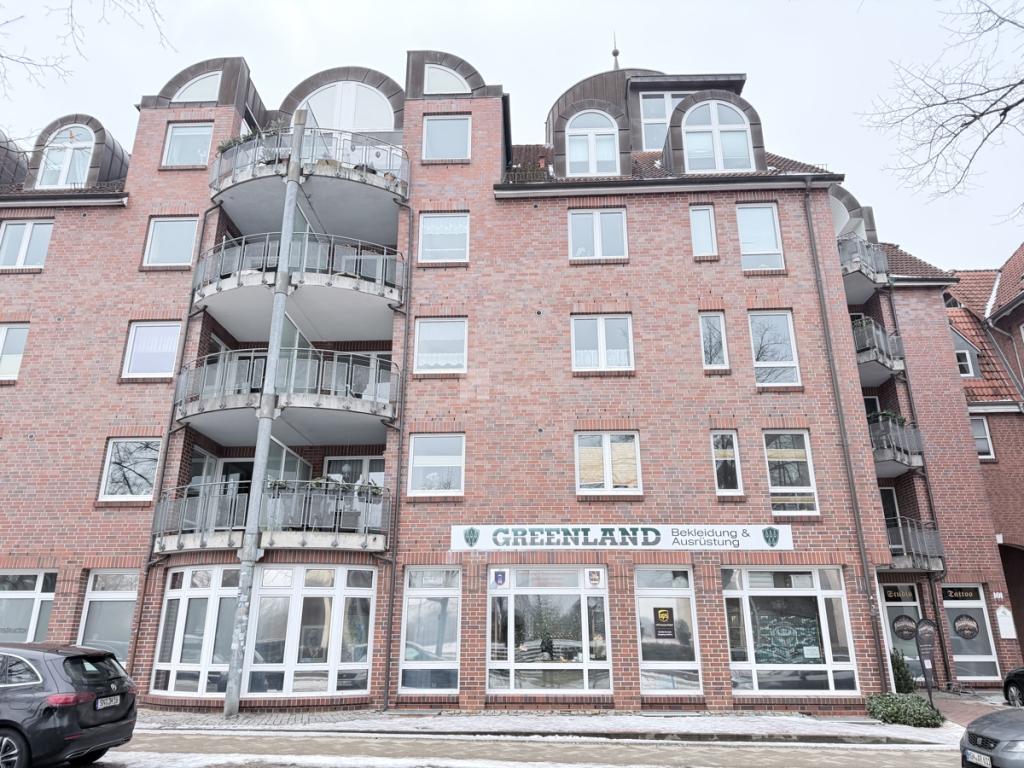 Repräsentatives Wohnen am Schlossgarten: Frisch renoviert & voller Wärme - Photo 3