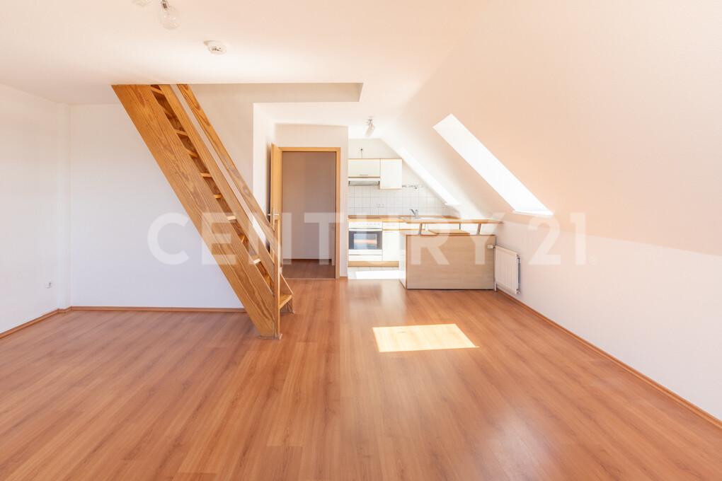 Blick auf die Küche und Flurzugang