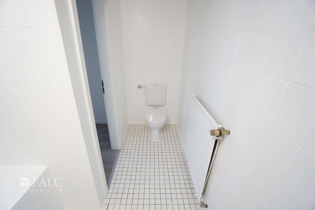 Erstbezug nach Sanierung, 2ZKB in der Stadtmitte! - Foto 3