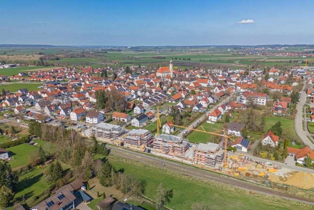 Exklusiver Erstbezug in Pfaffenhausen: Helle 2-Zimmer-Wohnung mit Terrasse und Garten - Foto 5