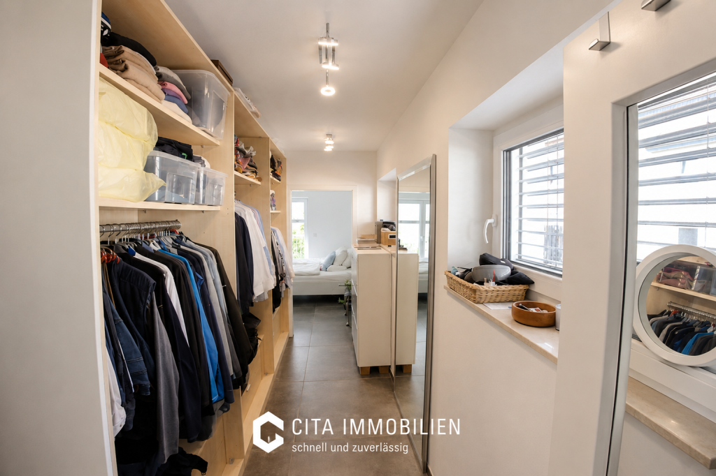Exklusive Penthouse-Maisonette mit Dachterrasse & Stellplatz in Frankfurt-Preungeshei - Photo 1