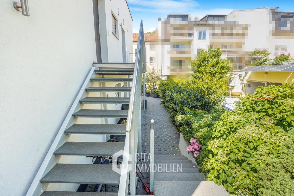 Exklusive Penthouse-Maisonette mit Dachterrasse & Stellplatz in Frankfurt-Preungeshei - Photo 4