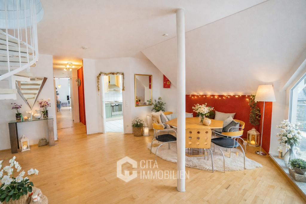 Frankfurt-Niederursel: Möblierte 2 Zimmer Maisonette mit Balkon - Foto 5