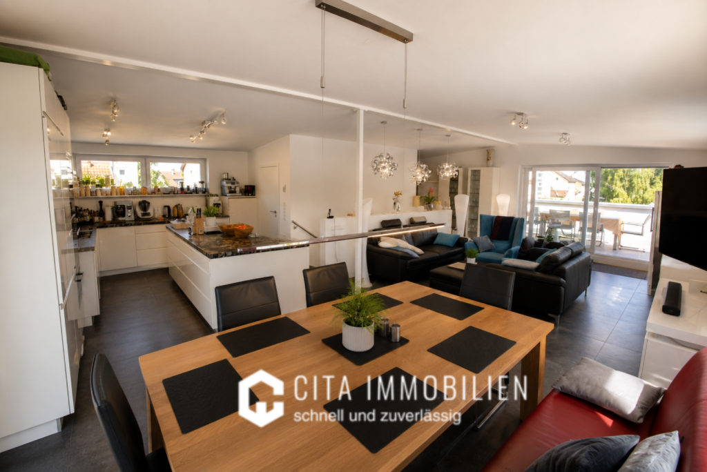 Exklusive 2,5 Zimmer Penthouse-Maisonette mit Dachterrasse & Stellplatz in Frankfurt-Preungesheim - Foto 1