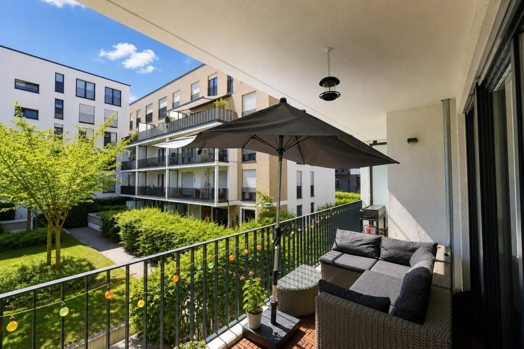 Hochwertige 3-Zimmer-Wohnung mit Luxus-Küche und Balkon im Gallusviertel - Photo 4
