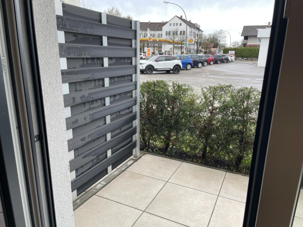 Gepflegtes 1-Zimmer-Penthouse Apartement mit Terrasse in Rosenheim - Anfragen nur per Mail - Foto 4