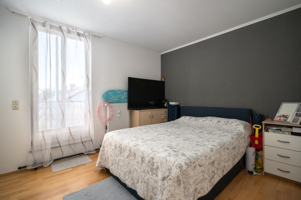 Schlafzimmer mit Balkon