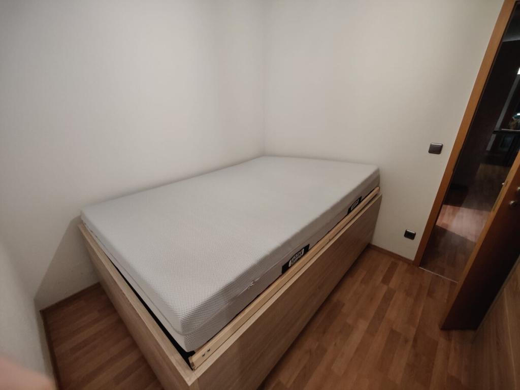 Wunderschöne 2-Zimmer-Wohnung in nördlicher Burgau - Photo 1