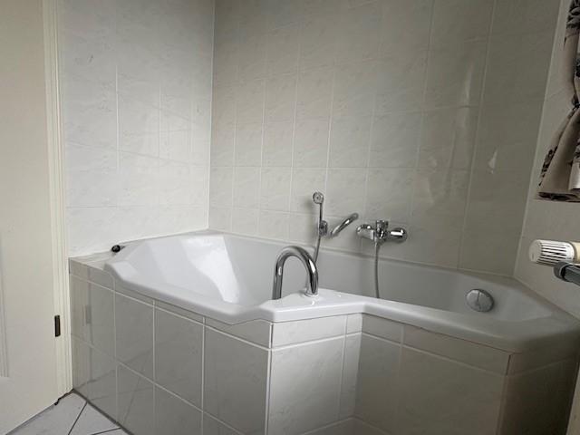 Bad OG zweite Ansicht Wanne 22
