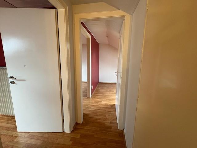 Flur DG zweite Ansicht 22300