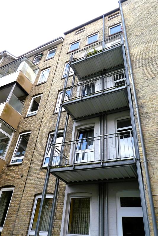 Wohnung hat keinen Balkon!