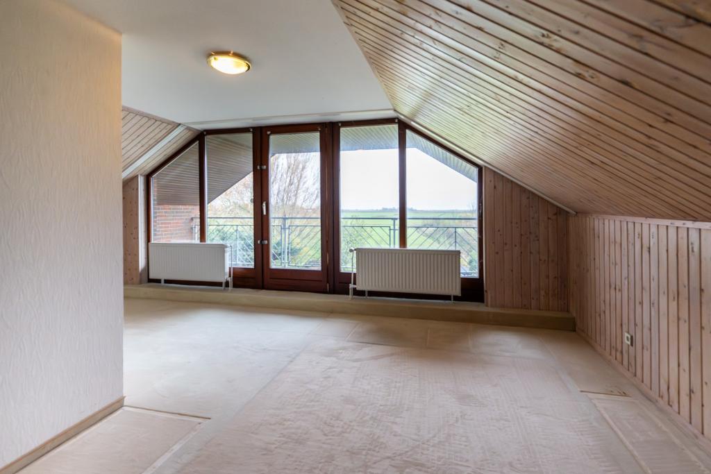 Schlafzimmer DG