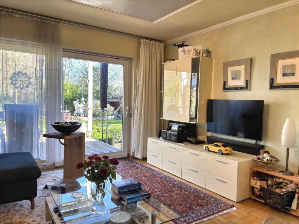 Wohnzimmer mit Terrassenzugang