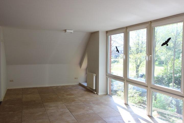 Vermietung: Exklusive, hochwertige Dachgeschosswohnung mit Garage - Foto 1