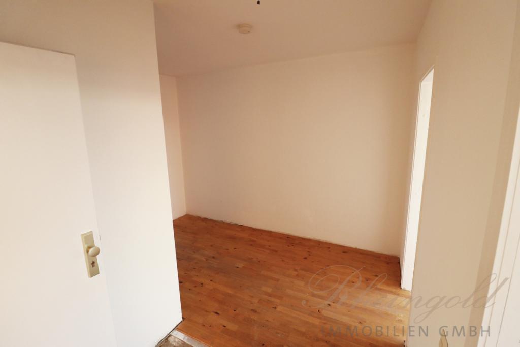OG Flur mit Platz für Schrank