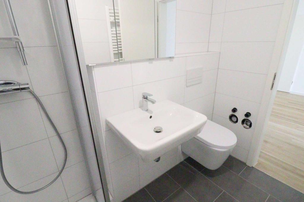 WRS Immobilien - Dreieich-Sprendlingen - sanierte 3 Zimmer Wohnung mit Balkon - Photo 3