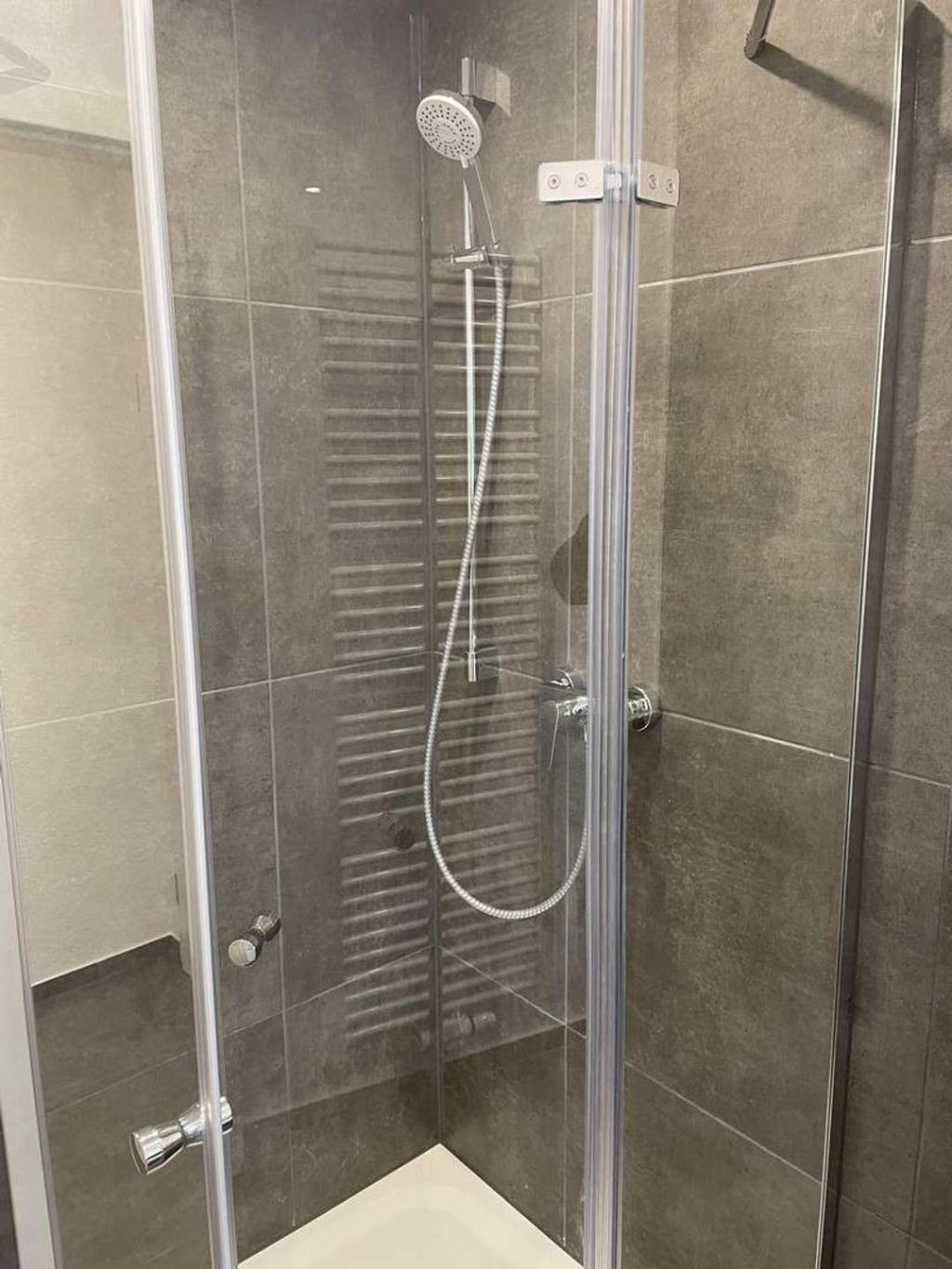 Dusche