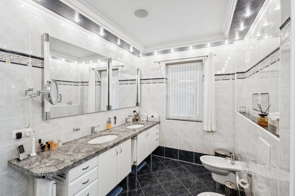 Badezimmer en Suite