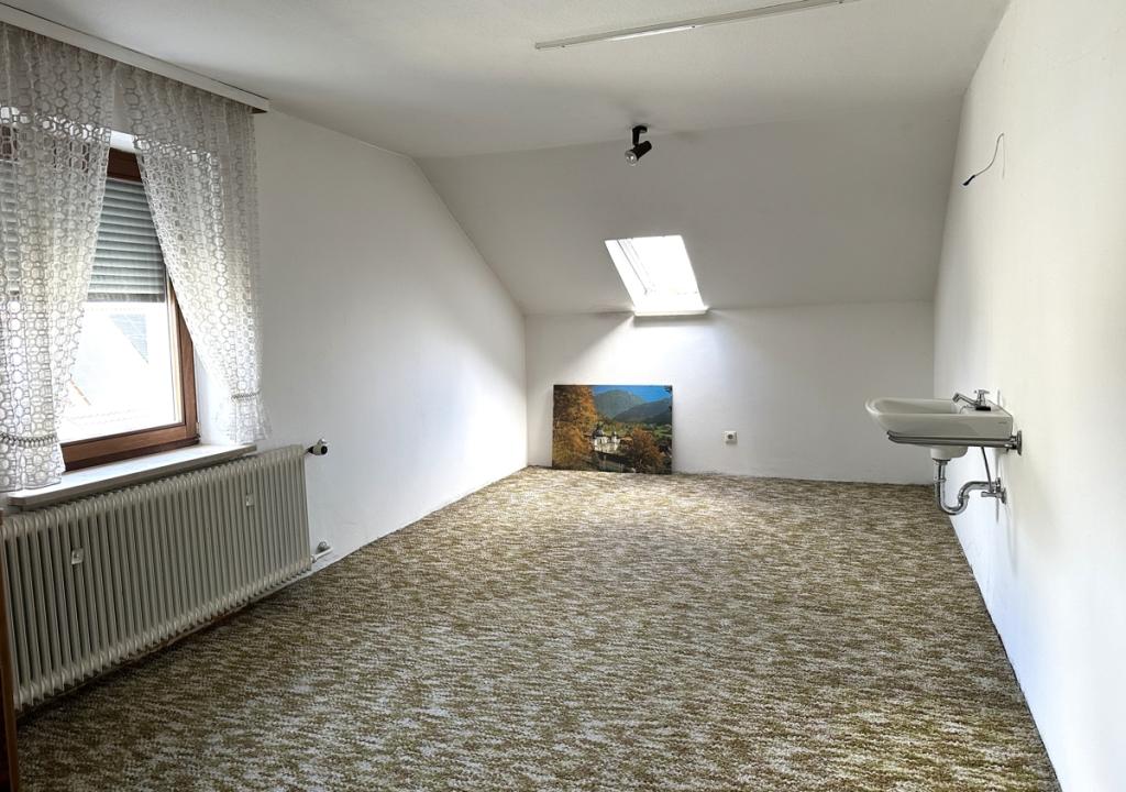 Schlafzimmer DG