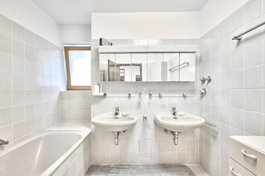 Badezimmer EG