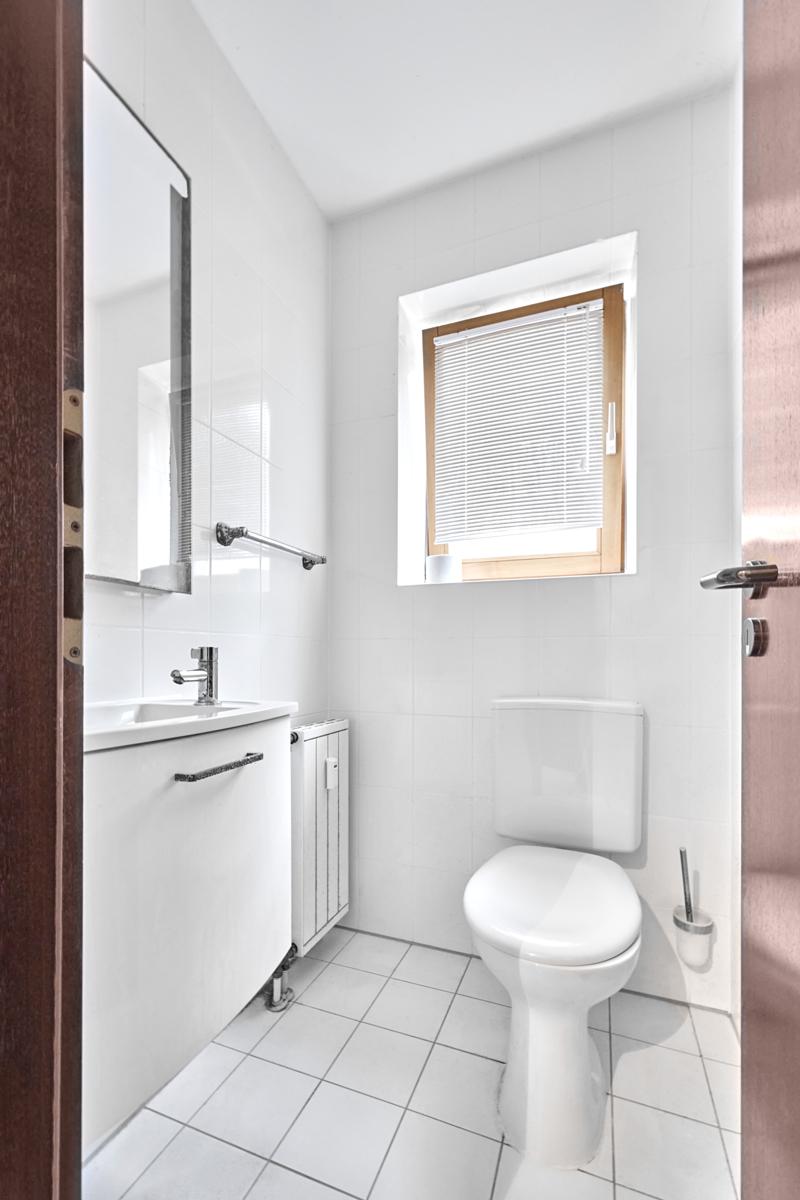 Gäste-WC EG