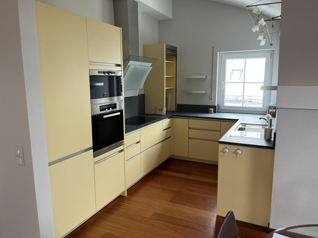 Exklusive und außergewöhnliche Dachgeschosswohnung mit Galerie zum Mieten in Gröbenzell - Foto 5