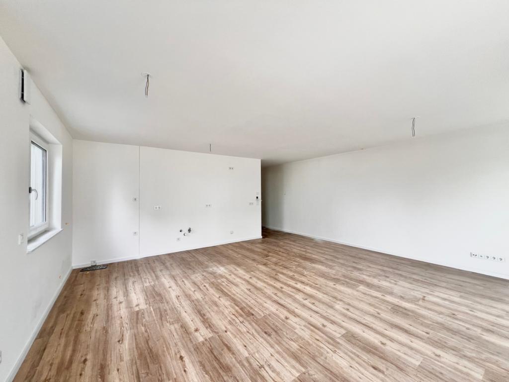Neubau Erstbezug - Terrassenwohnung mit EBK ablösefrei - kurzfristig verfügbar - Foto 1