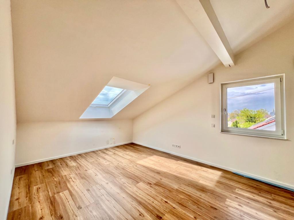 Neubau DG Wohnung - modern - pfiffig - energieeffizient - EBK ablösefrei - Photo 3