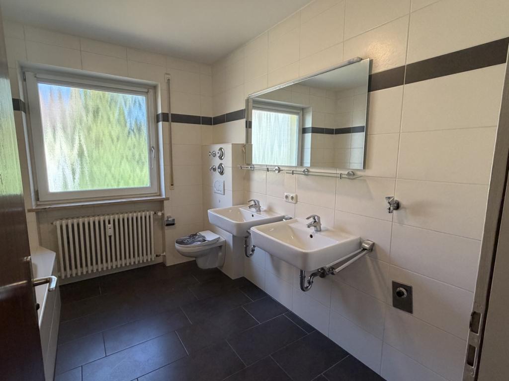 Großzügige 3-Zimmer-Wohnung mit überdachtem Balkon - Photo 2