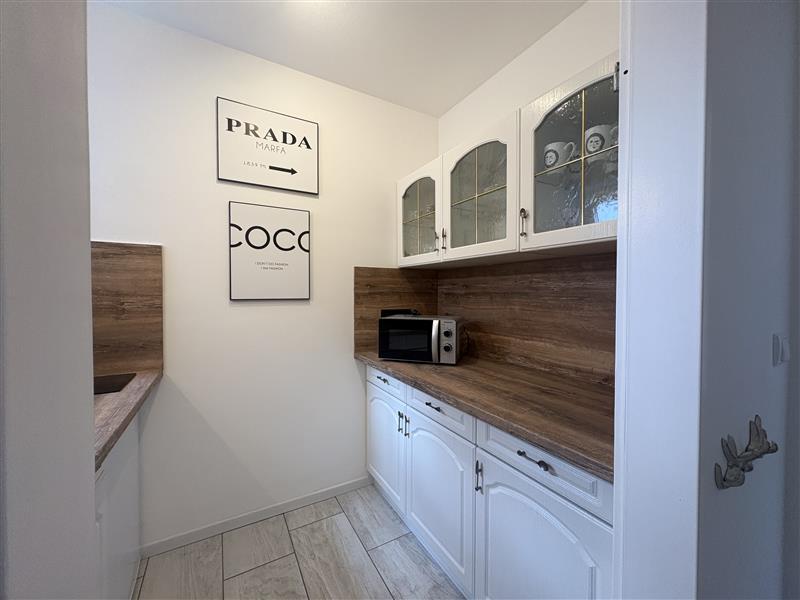 **TOP Apartment, super gepflegt mit EBK** - Photo 2