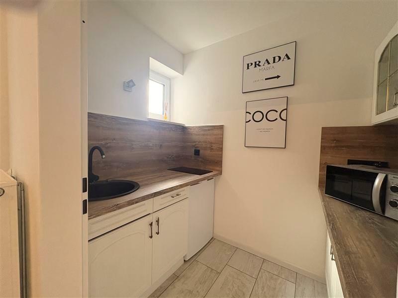 **TOP Apartment, super gepflegt mit EBK** - Photo 3
