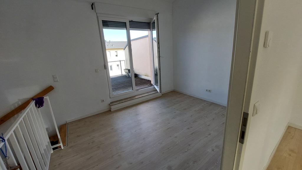 26-DG halbtimmer und balkon.jpg