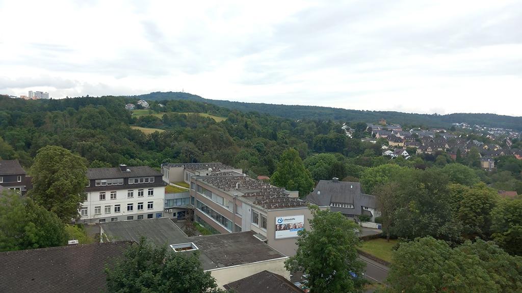 Panoramablick aus Wohn-Ess-Arbeitszimmer.jpg