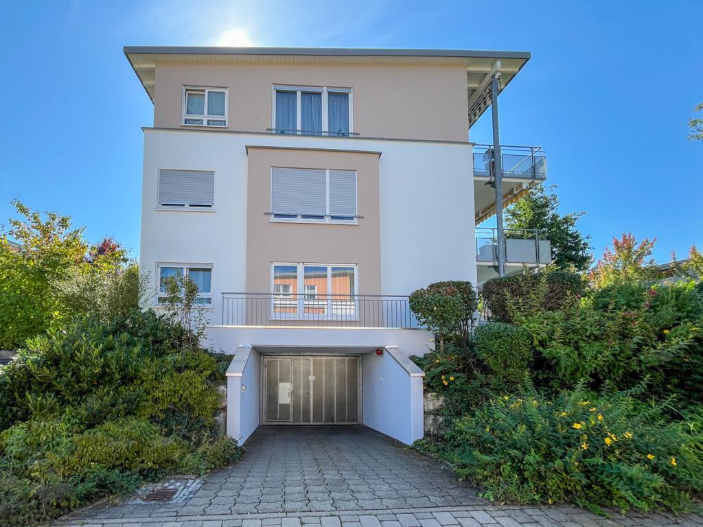 Haus TG-Zufahrt