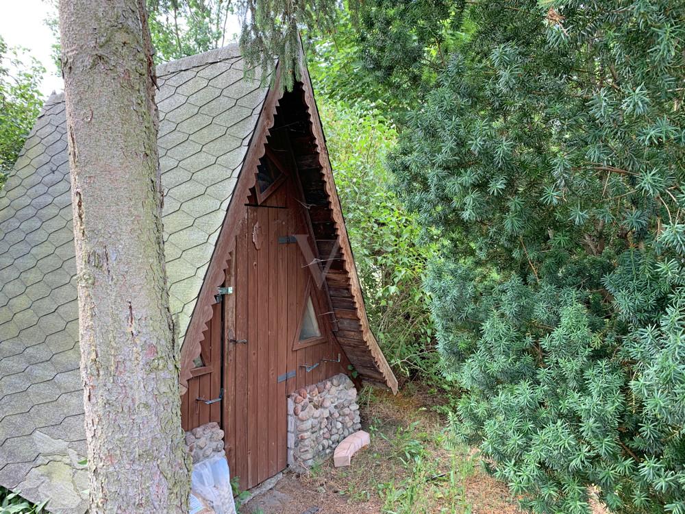 Finnhütte im Gemeinschaftsgarten