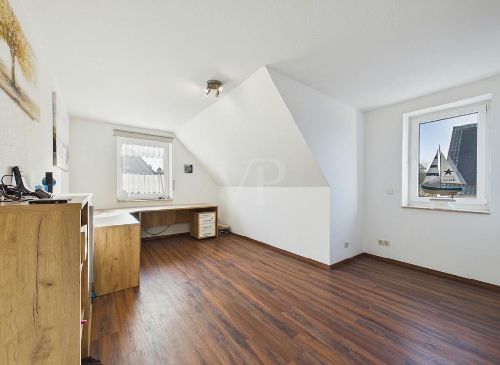Hochwertiges Einfamilienhaus für gewerbliche Nutzung mit Work/Life-Balance-Potenzial - Photo 5