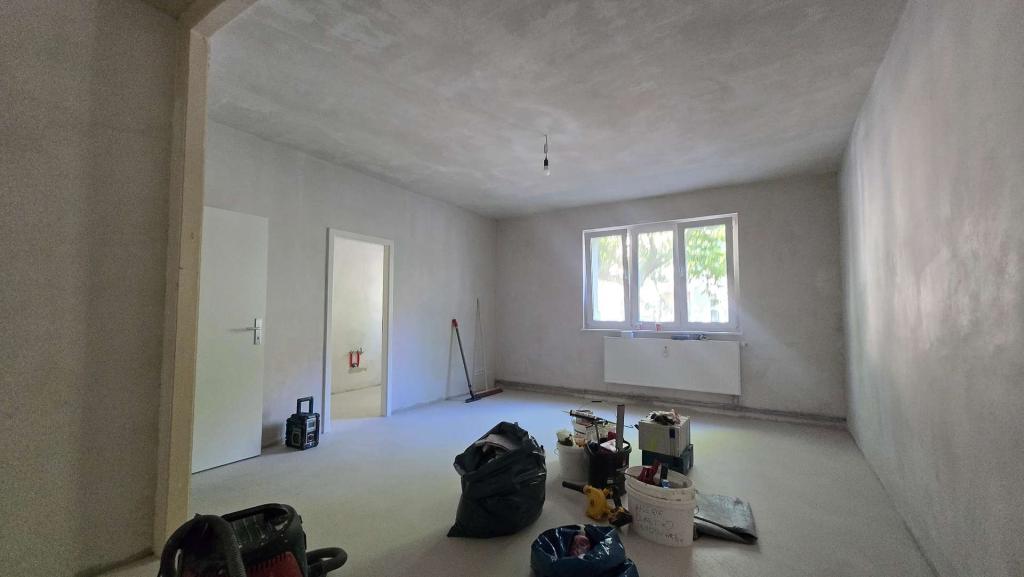 Helle, großzügige 1-Zimmer-Wohnung mit viel Potenzial - Photo 3