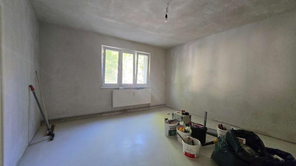 Helle, großzügige 1-Zimmer-Wohnung mit viel Potenzial - Photo 2